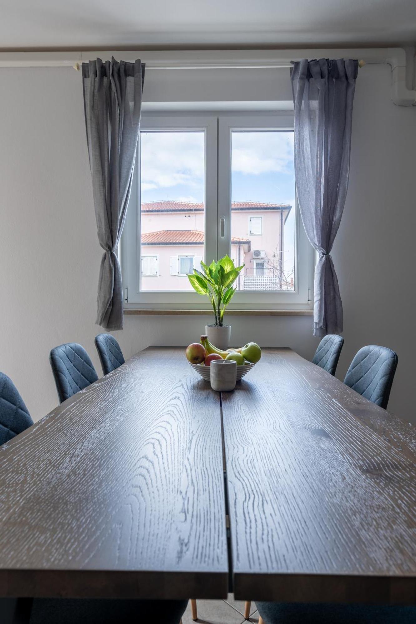 Charmante Wohnung Fusslaeufig Zum Meer In Funtana Kültér fotó